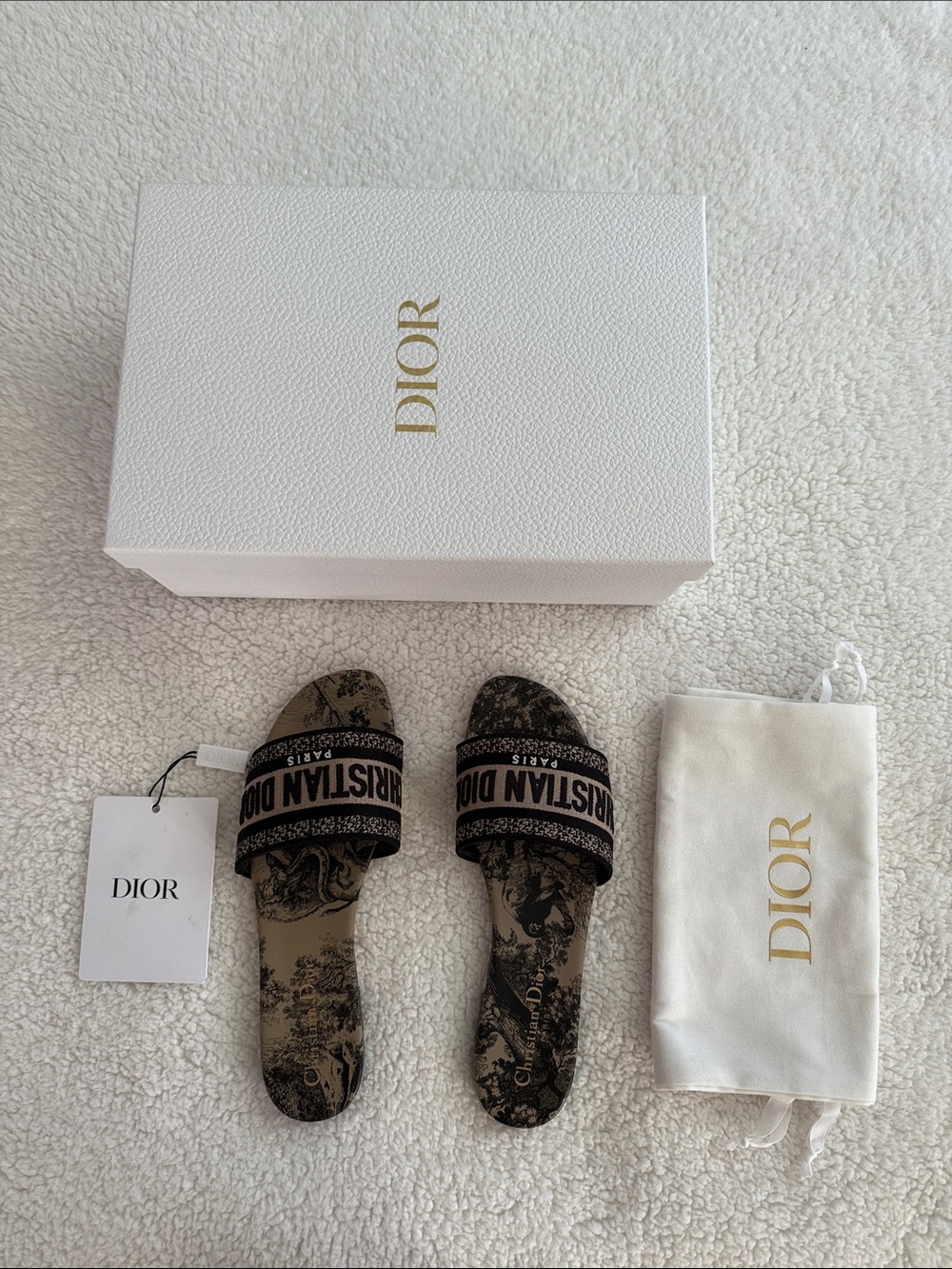 Christian Dior dway slides size 38